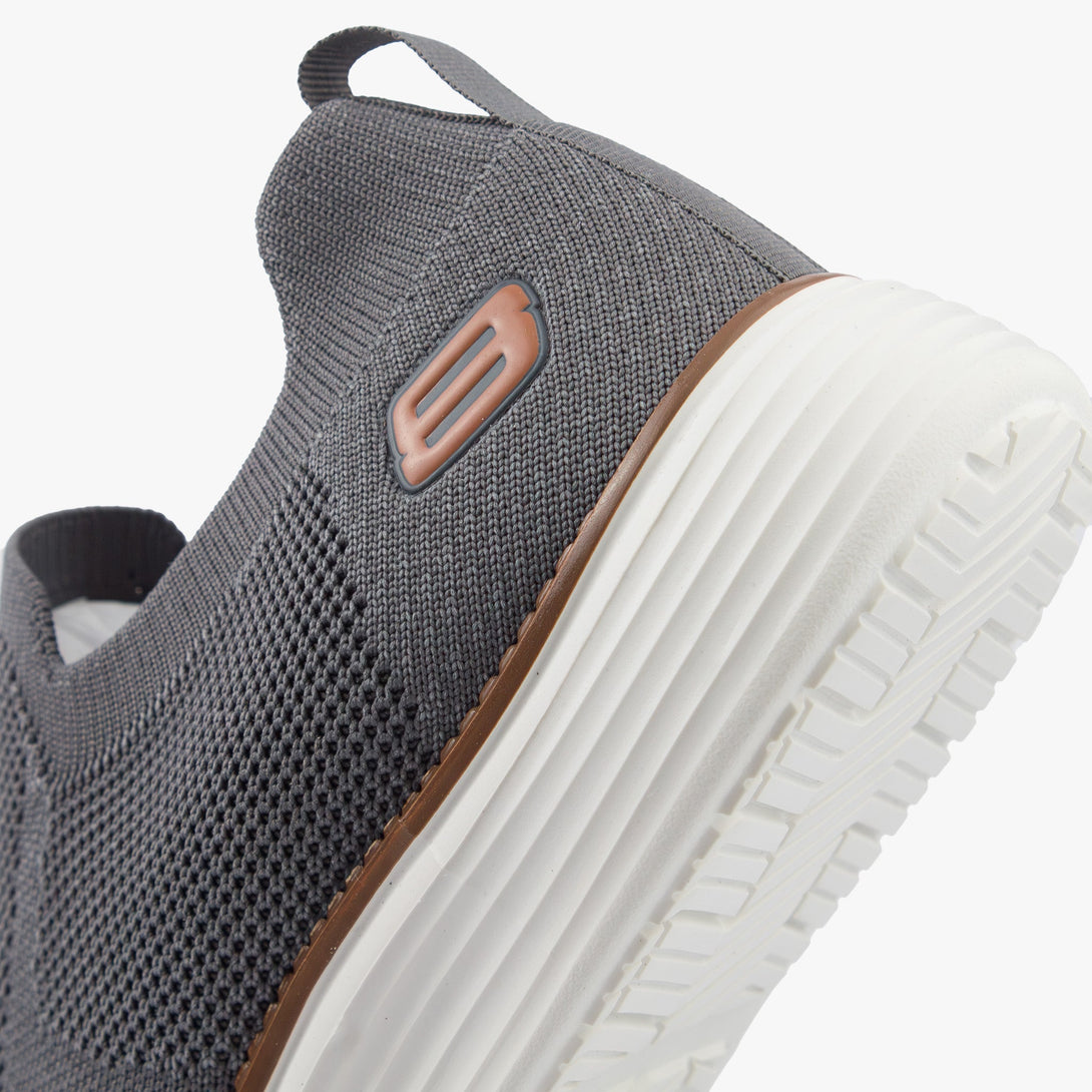 حذاء رياضي رجالي