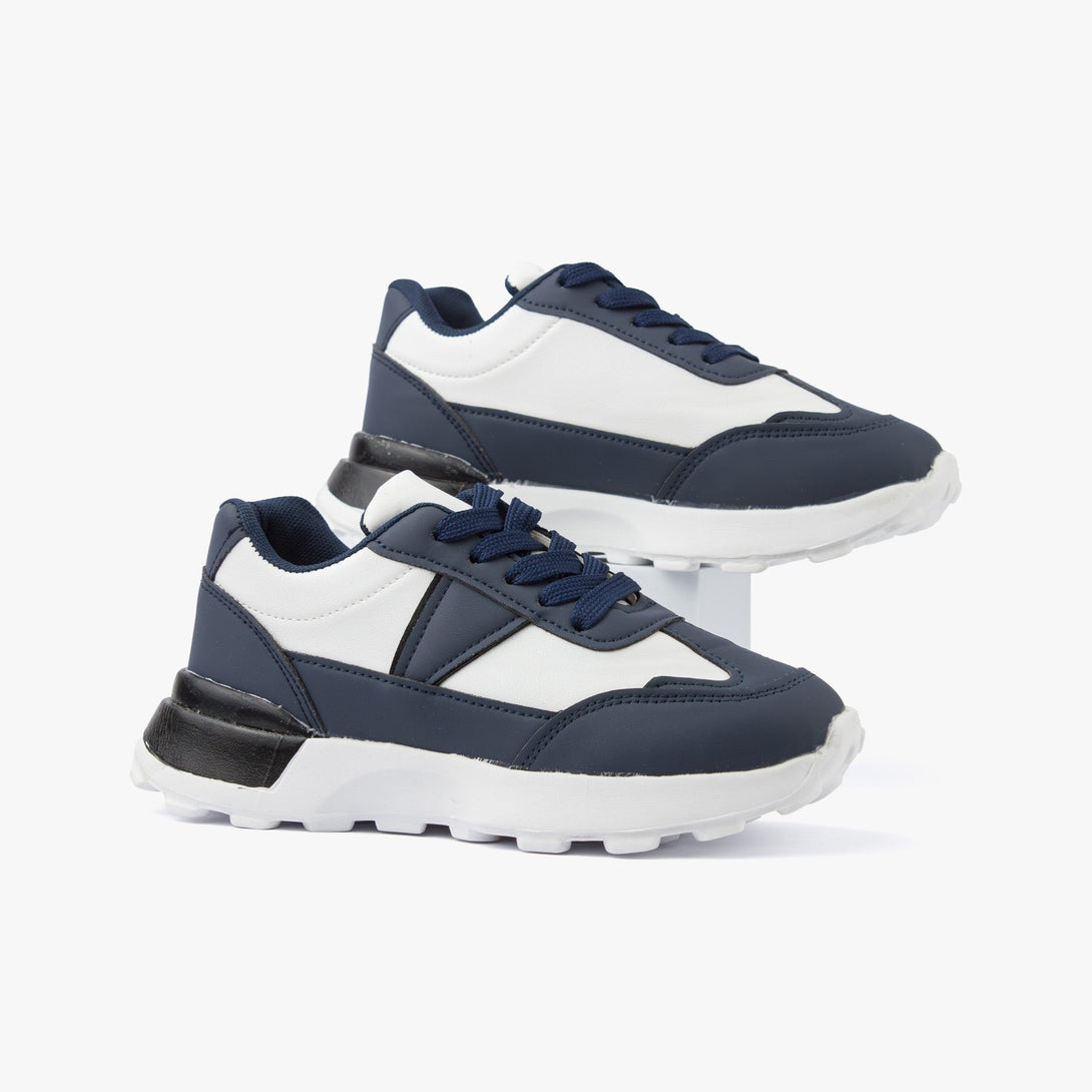 سنيكرز نسائي