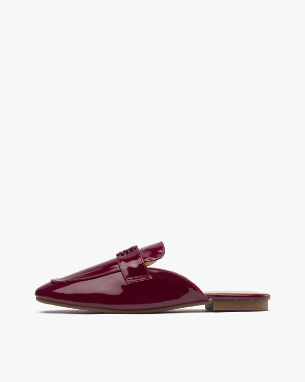 اللون_ماروني