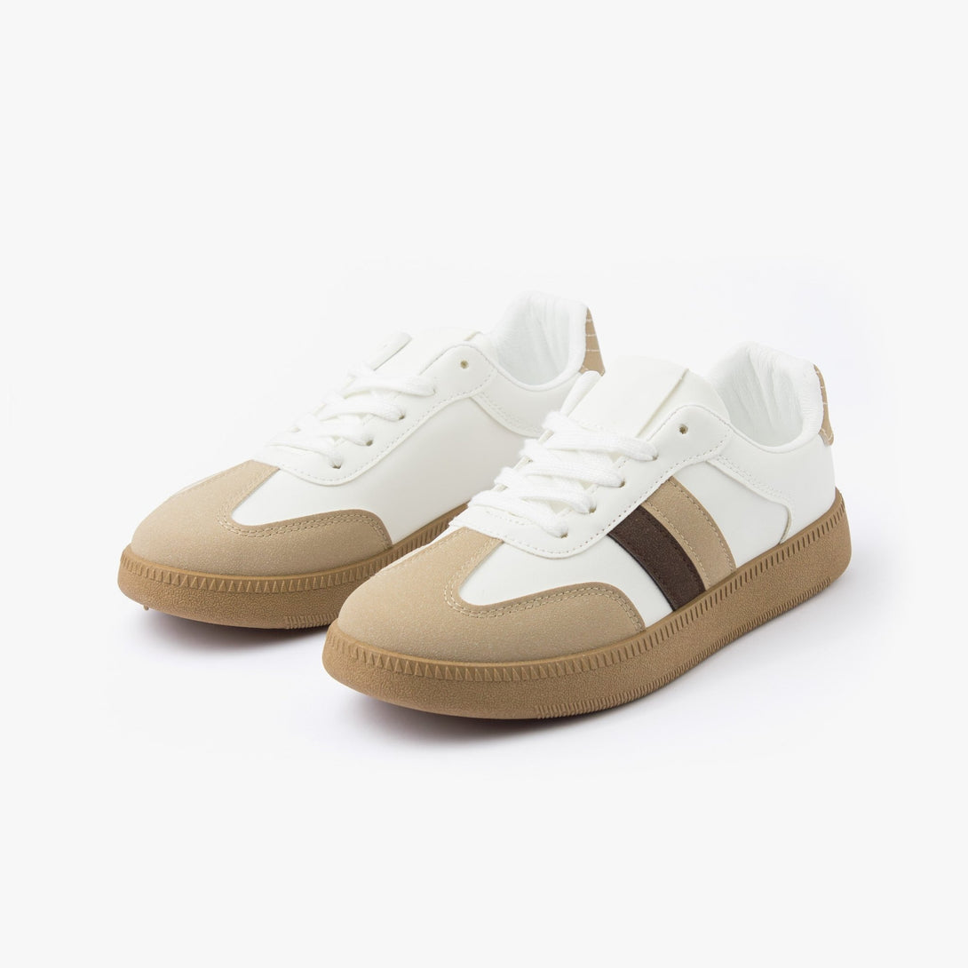 سنيكرز نسائي