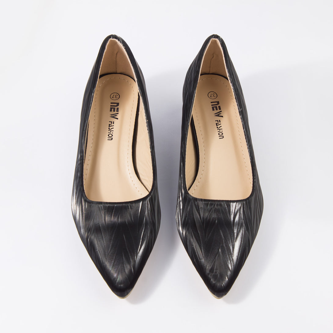 حذاء بامب نسائي كعب منخفض عريض