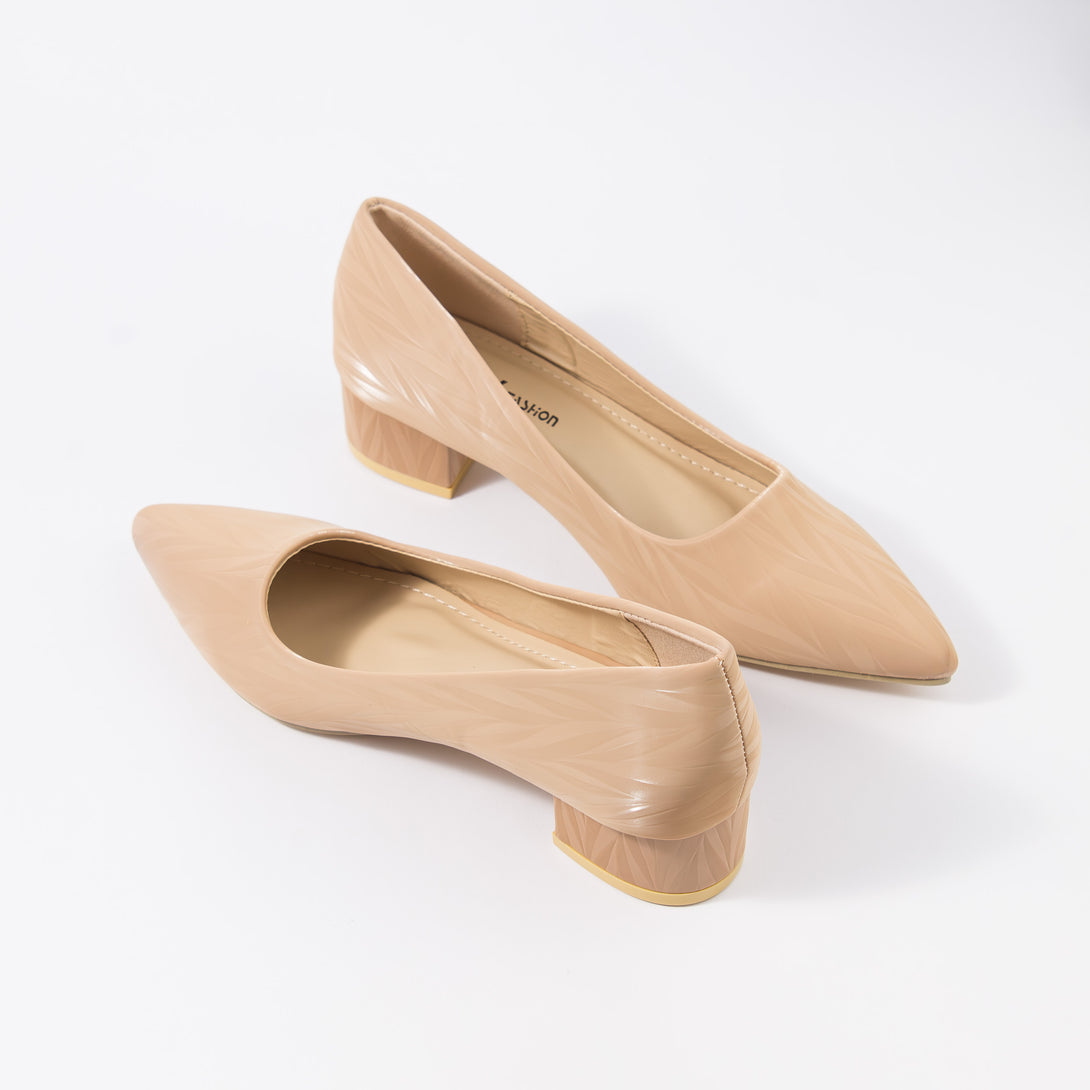 حذاء بامب نسائي كعب منخفض عريض