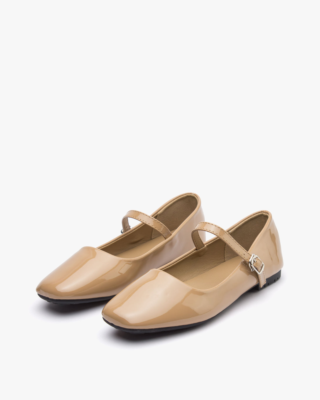 حذاء فلات ماري جين لامع