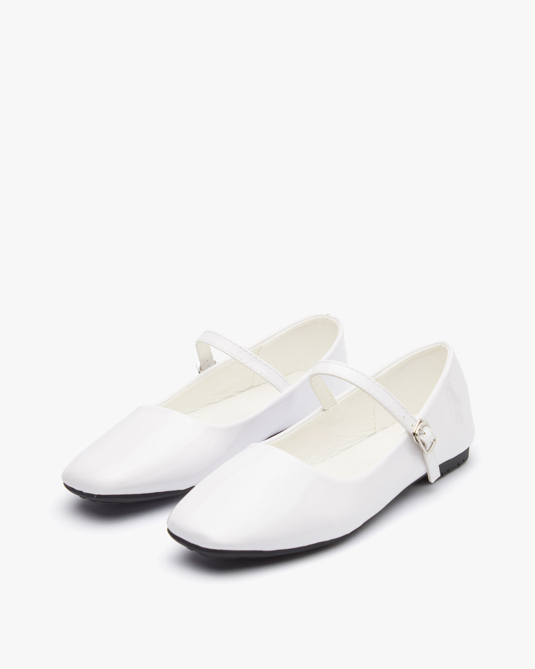 حذاء فلات ماري جين لامع