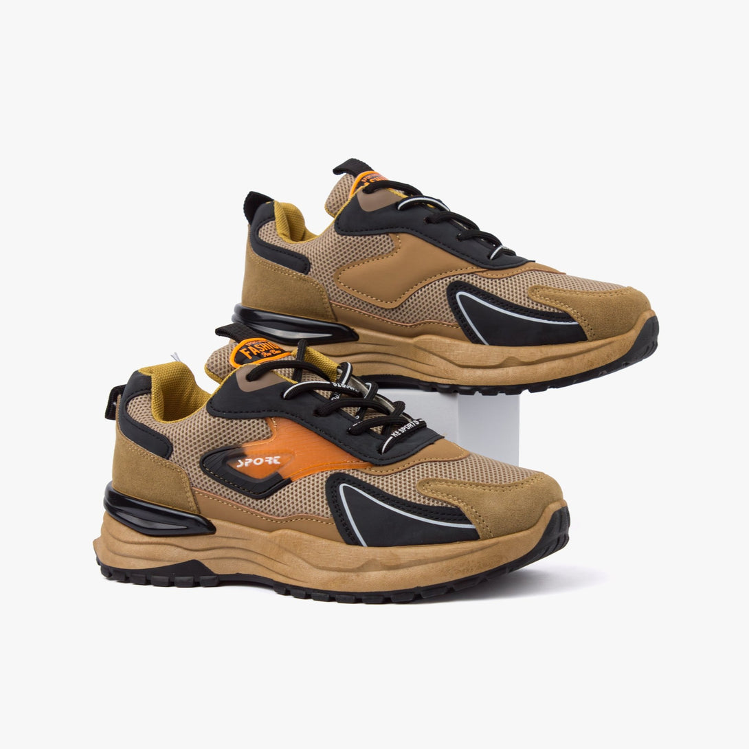 سنيكرز نسائي