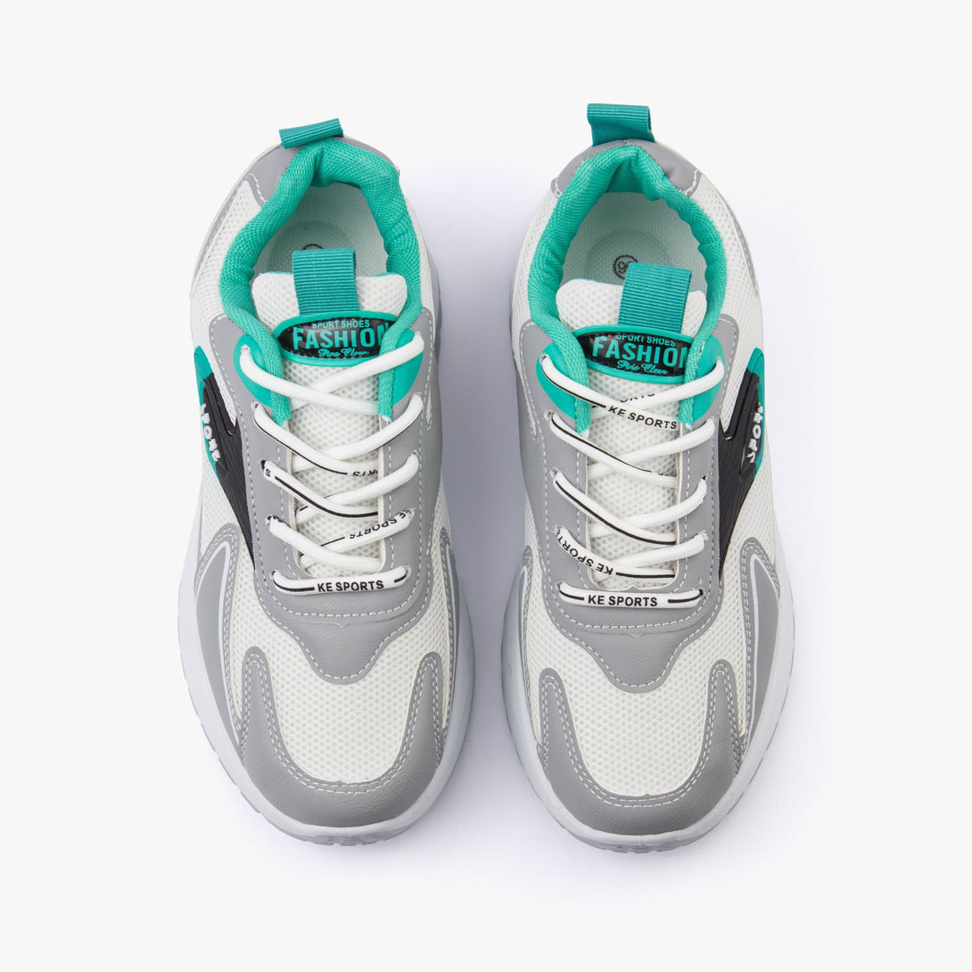 سنيكرز نسائي