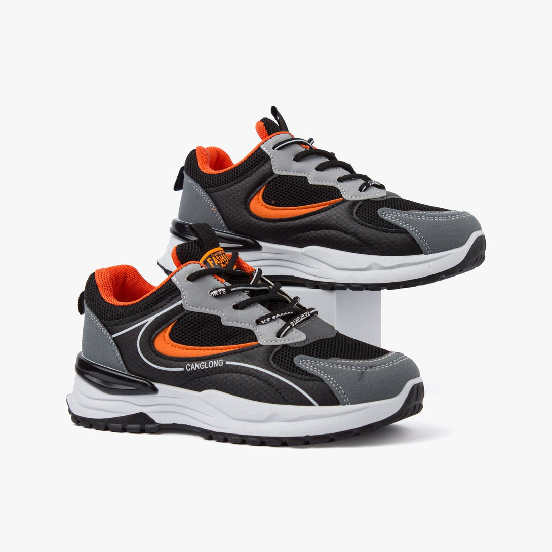 سنيكرز نسائي