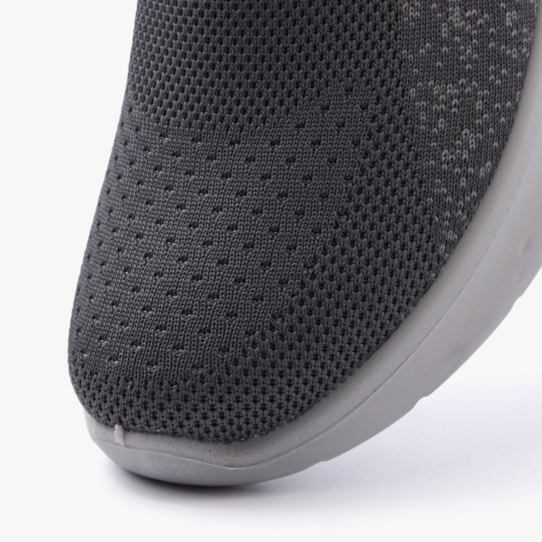 حذاء رياضي رجالي