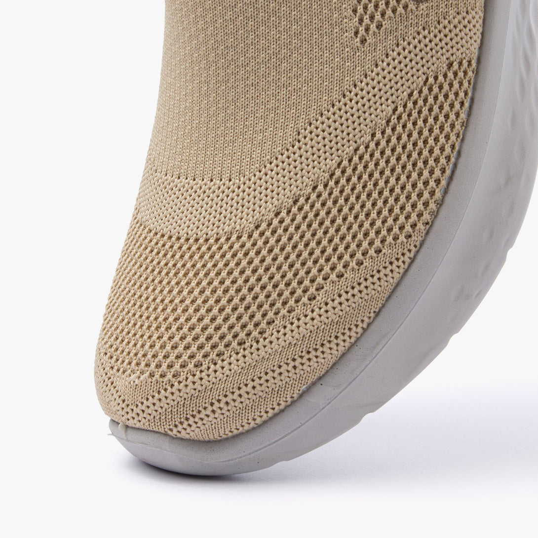 حذاء رياضي رجالي