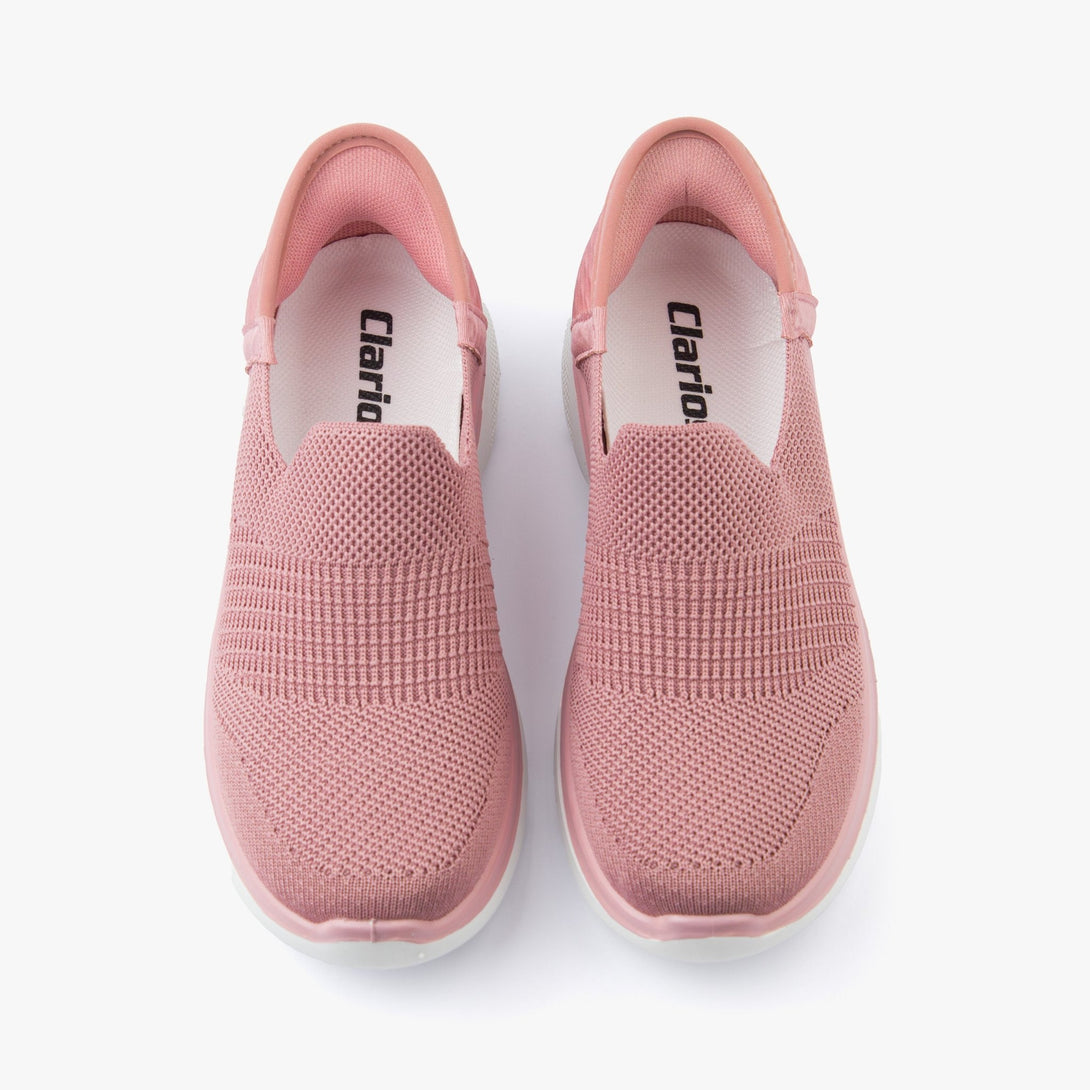 حذاء رياضي نسائي