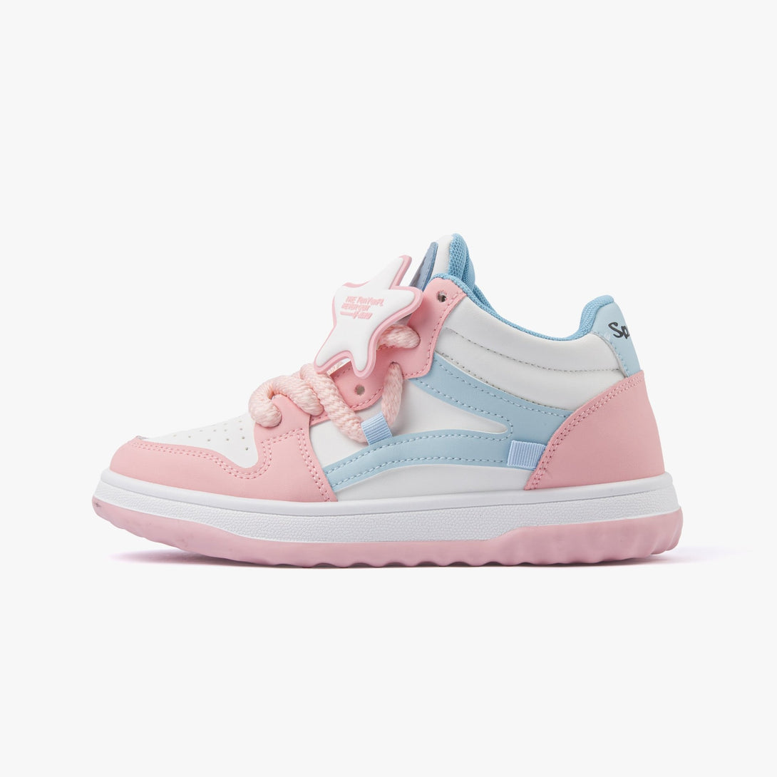 سنيكرز نسائي