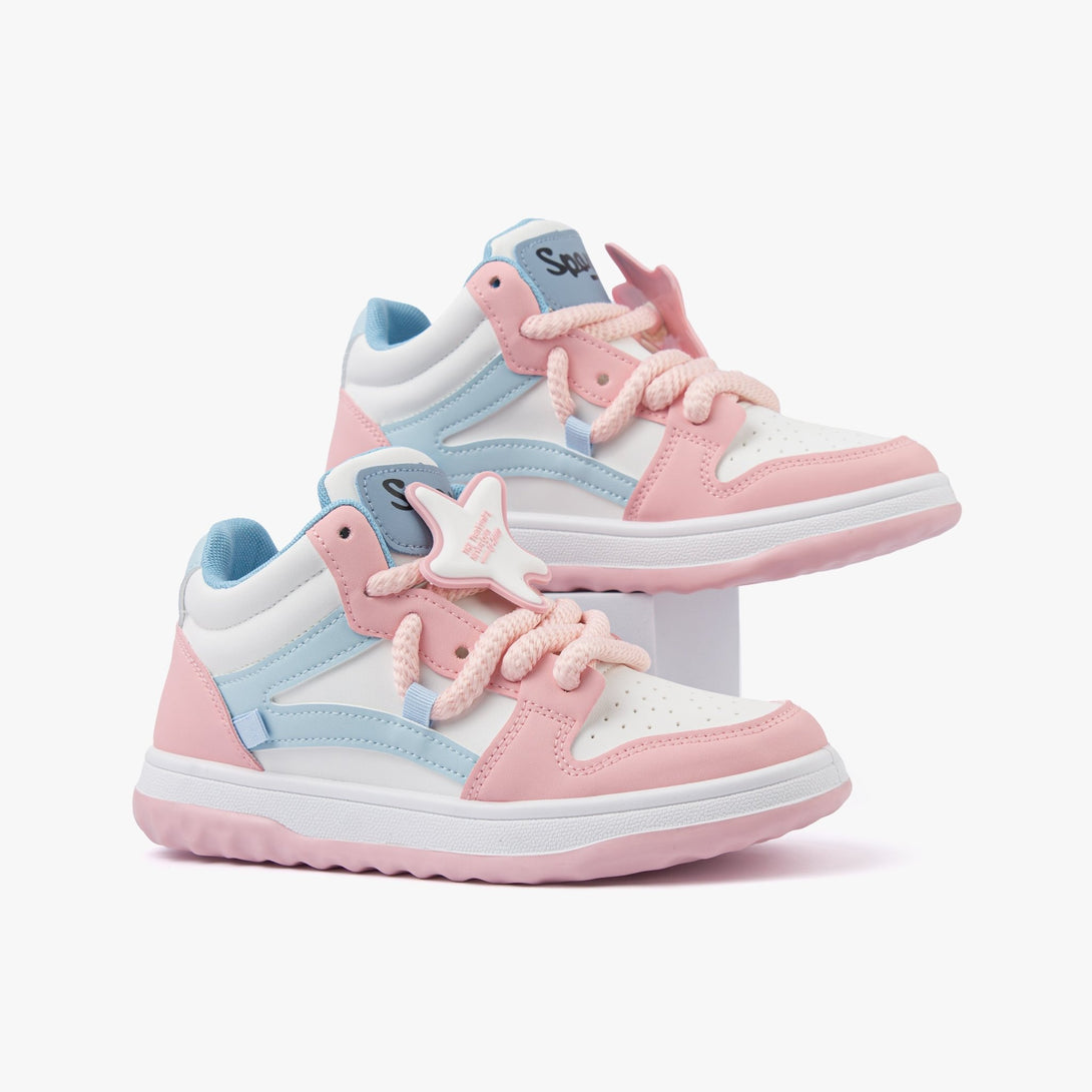 سنيكرز نسائي