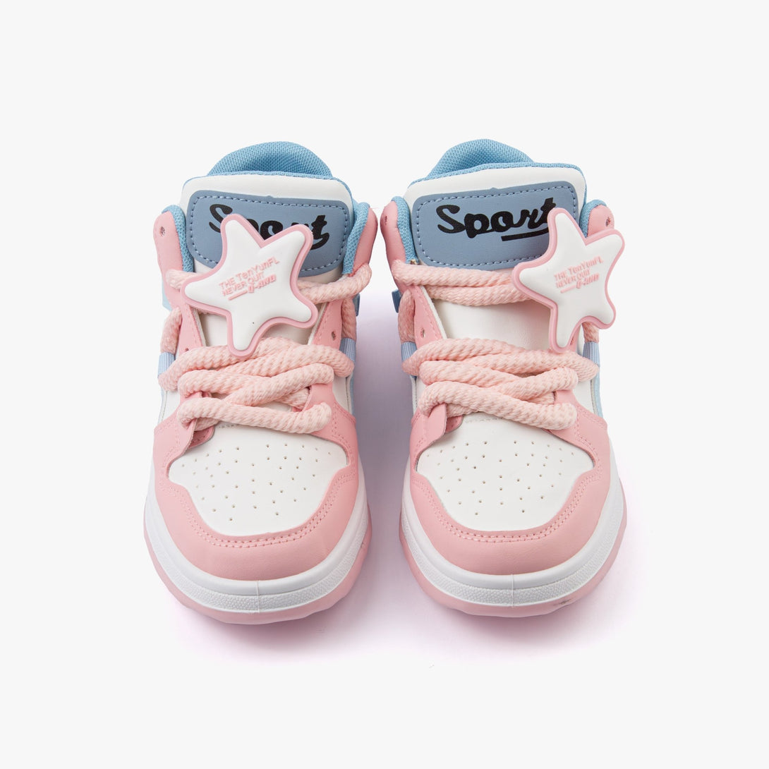 سنيكرز نسائي