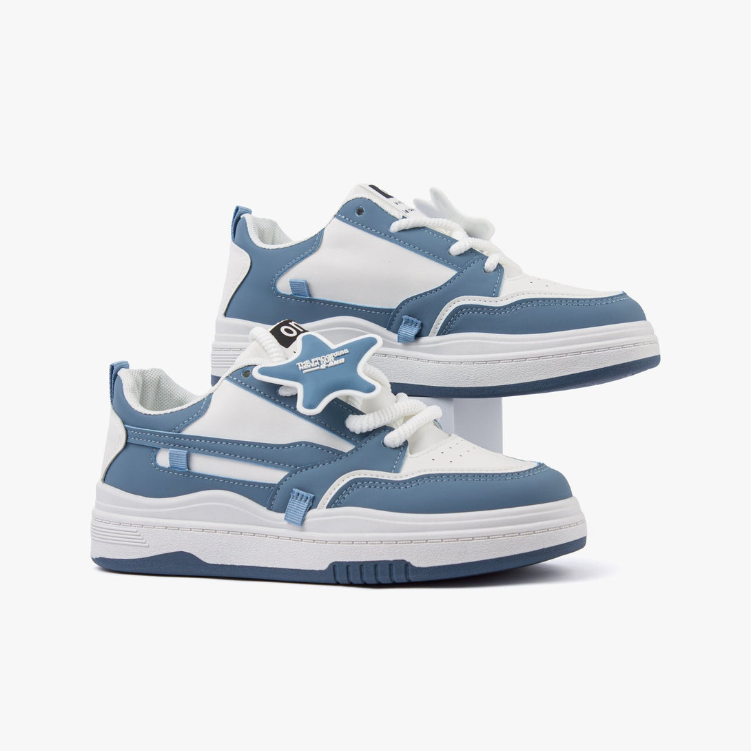 سنيكرز نسائي