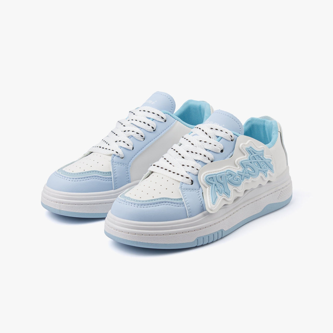 سنيكرز نسائي