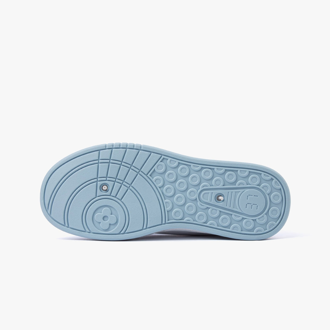 سنيكرز نسائي