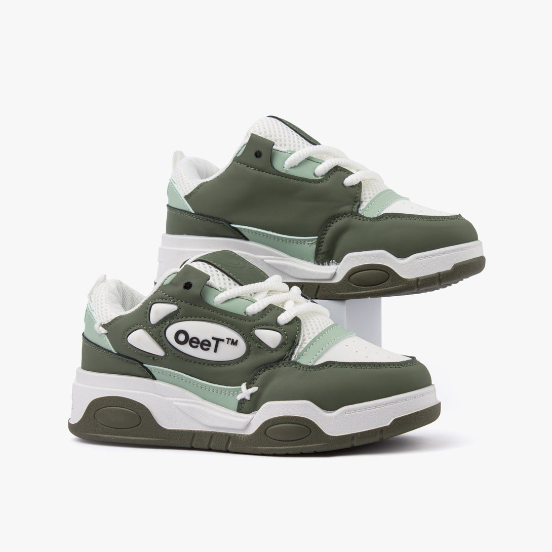 سنيكرز نسائي