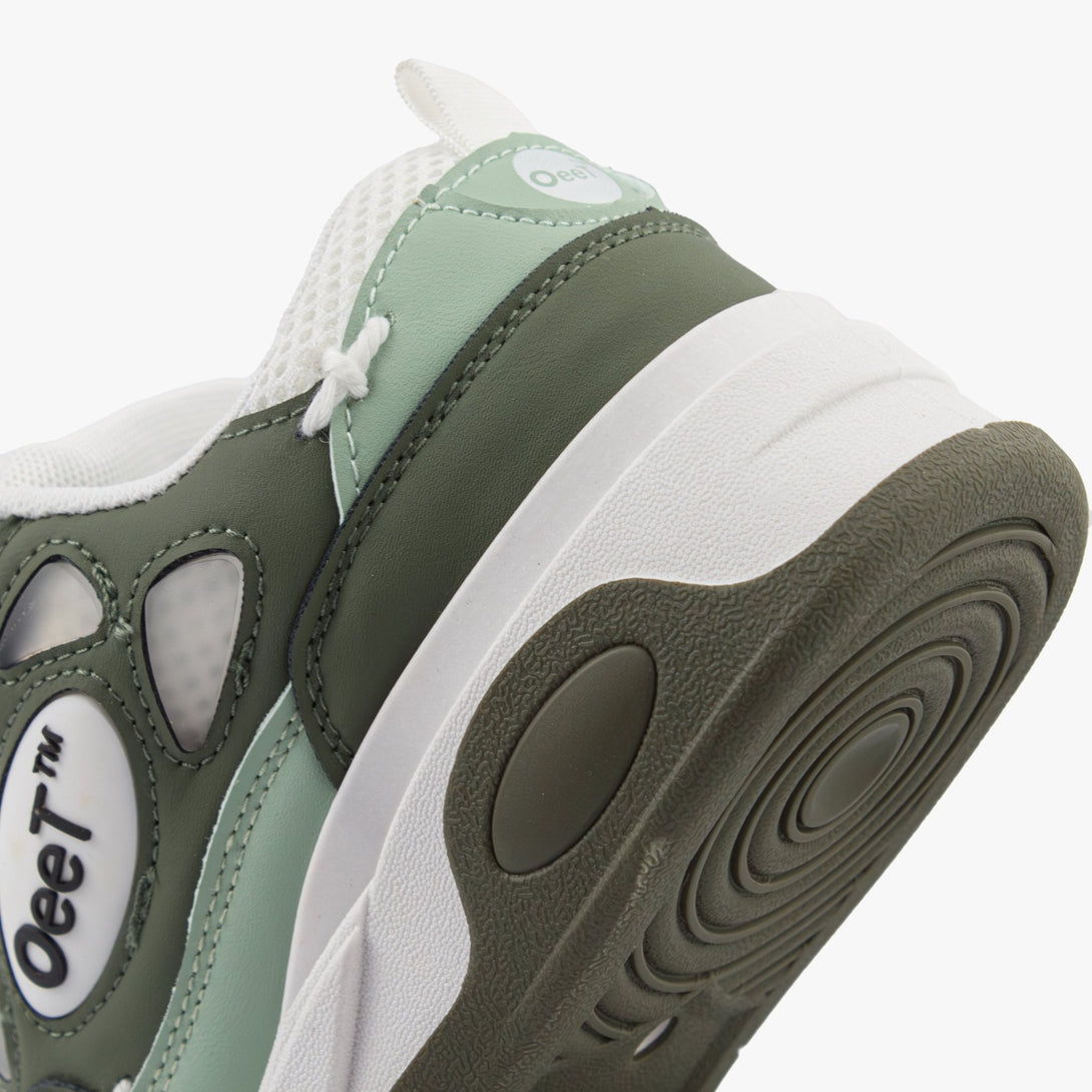 سنيكرز نسائي