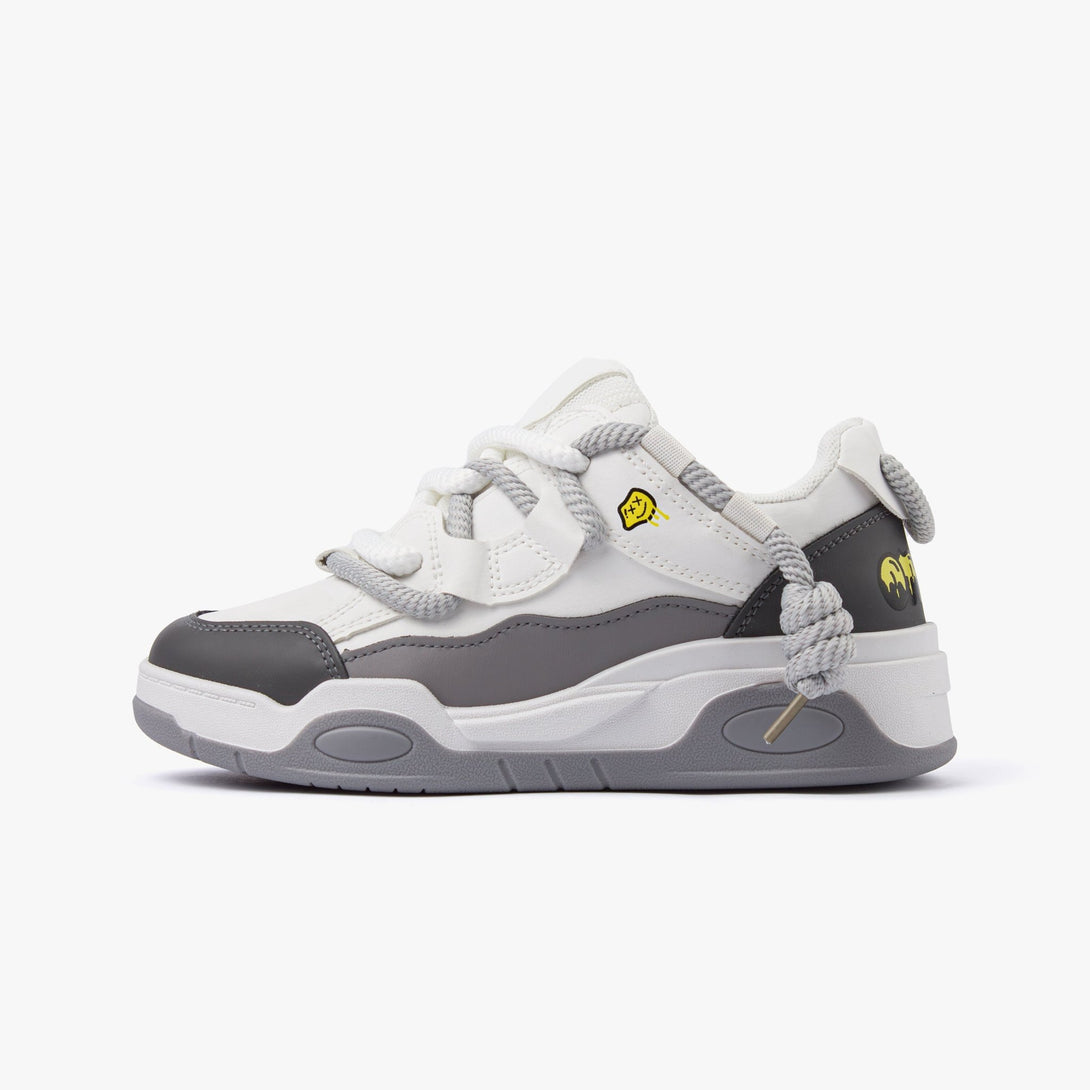 سنيكرز نسائي