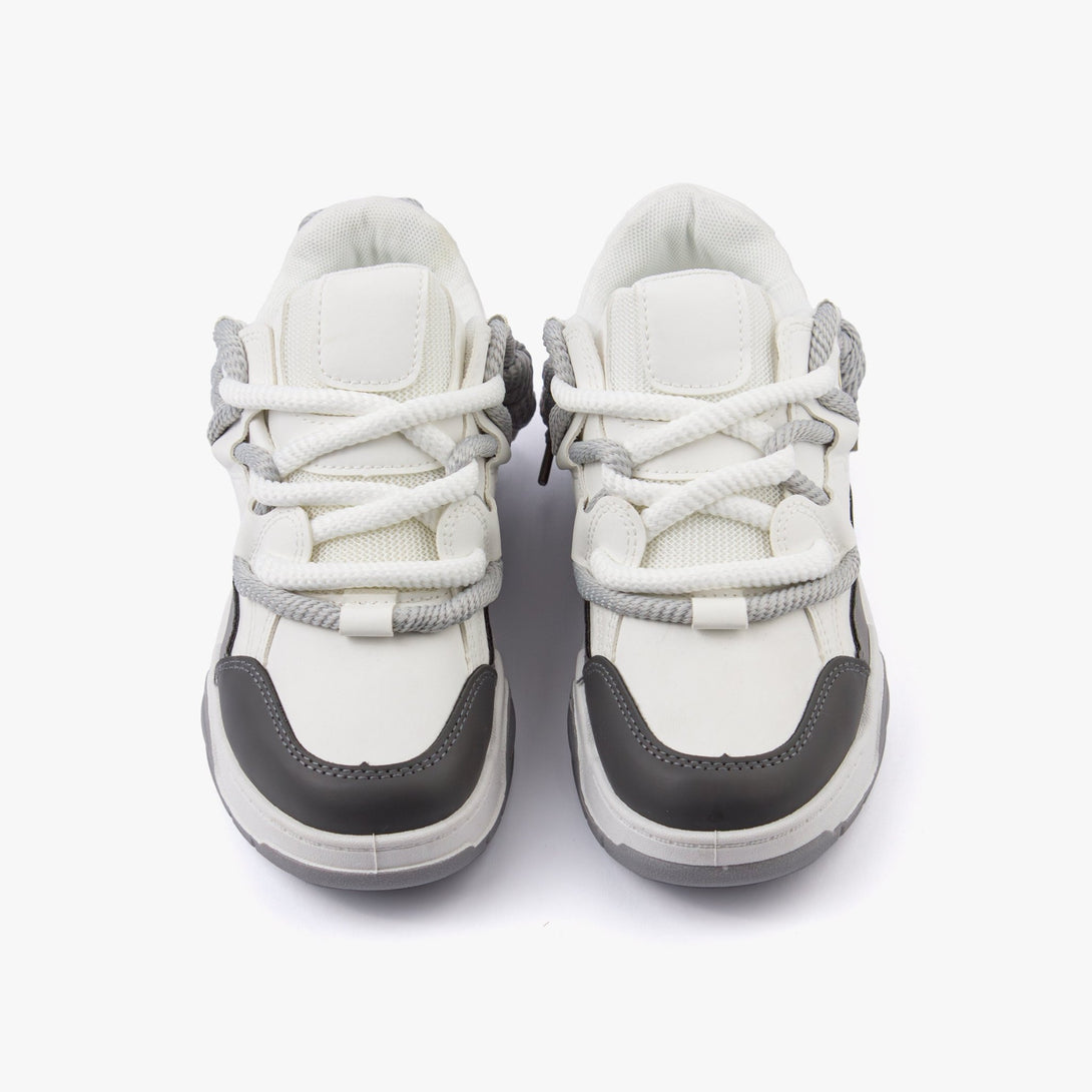 سنيكرز نسائي