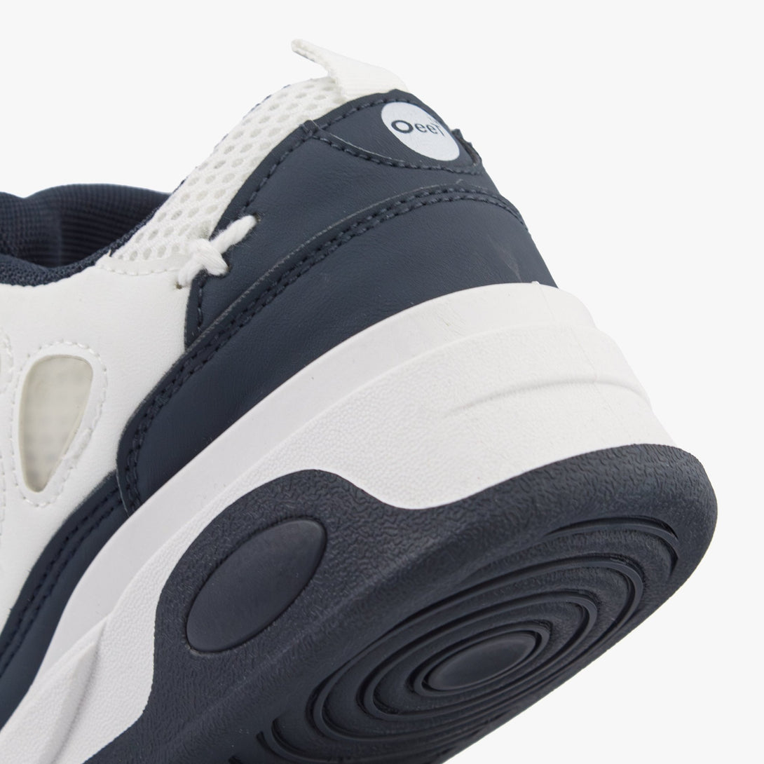 سنيكرز نسائي