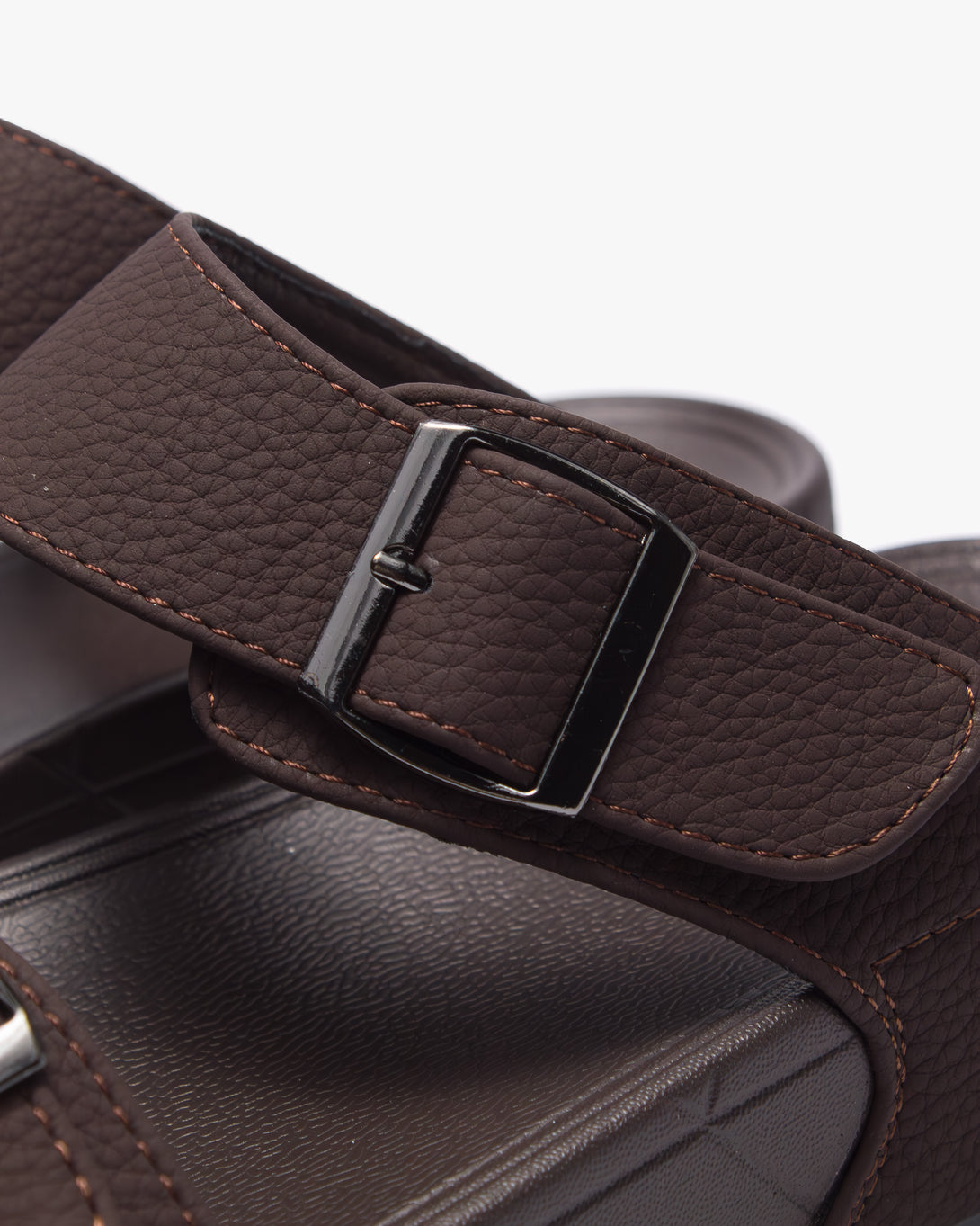 نعال رجالي طبي