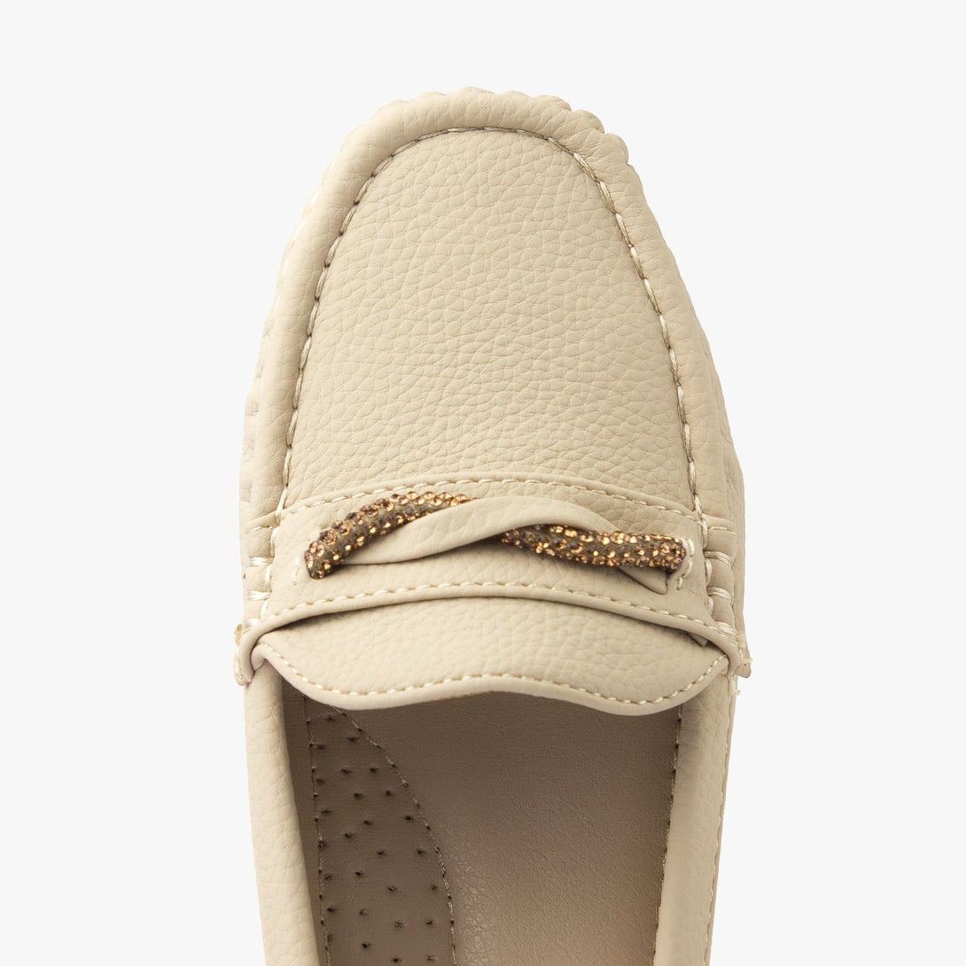 حذاء لوفر بكعب ويدج نسائي