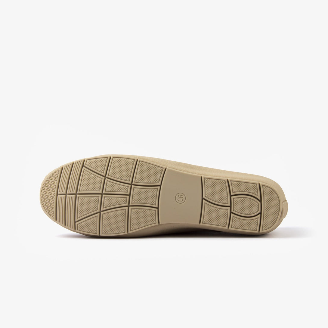 حذاء لوفر بكعب ويدج نسائي