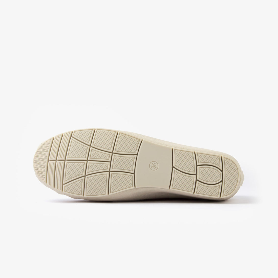 حذاء لوفر بكعب ويدج نسائي