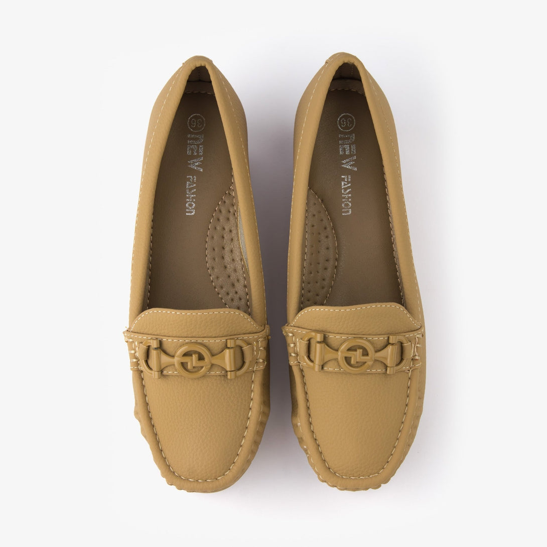 حذاء لوفر بكعب ويدج نسائي