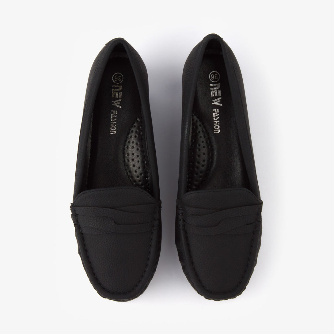 حذاء لوفر بكعب ويدج نسائي