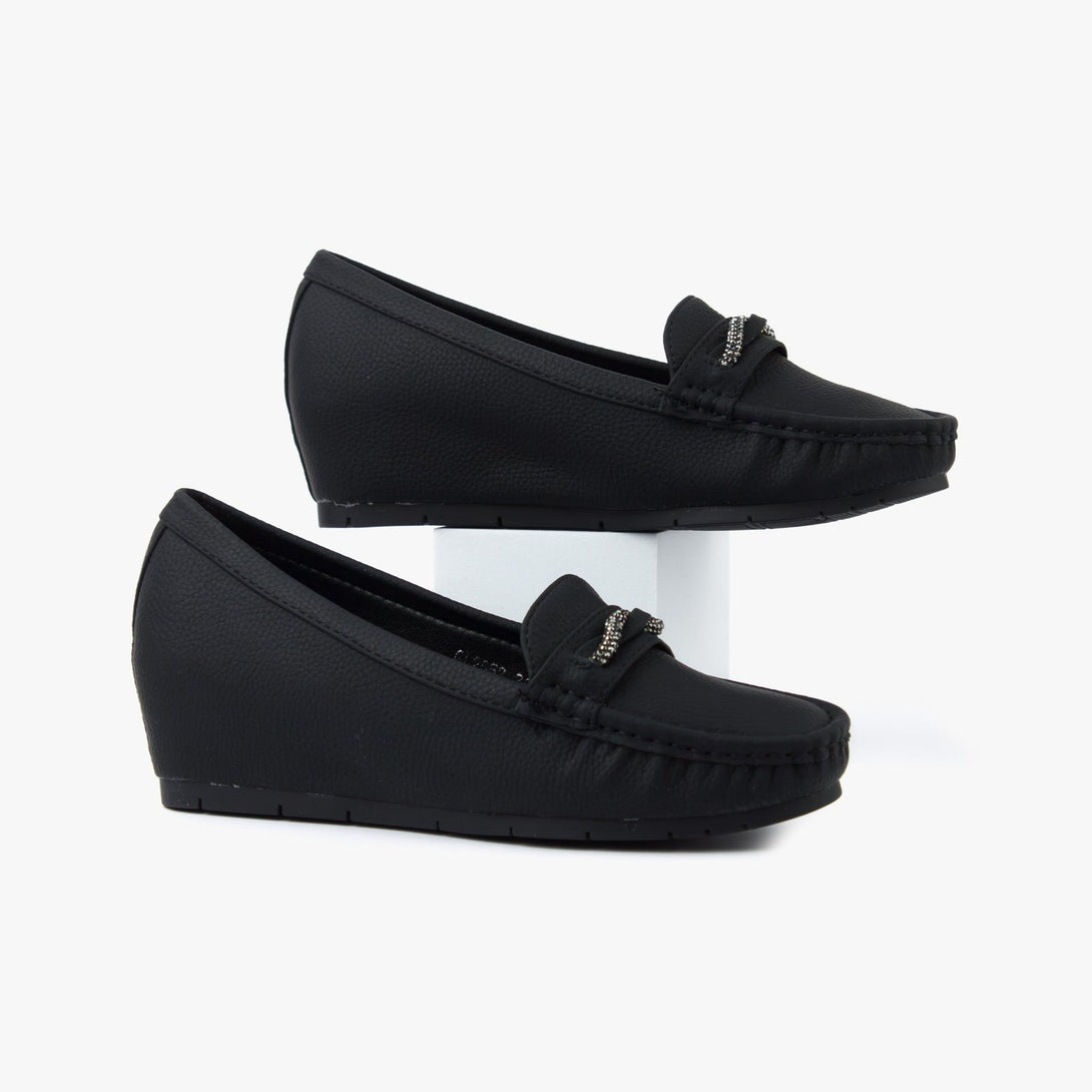 حذاء لوفر بكعب ويدج نسائي