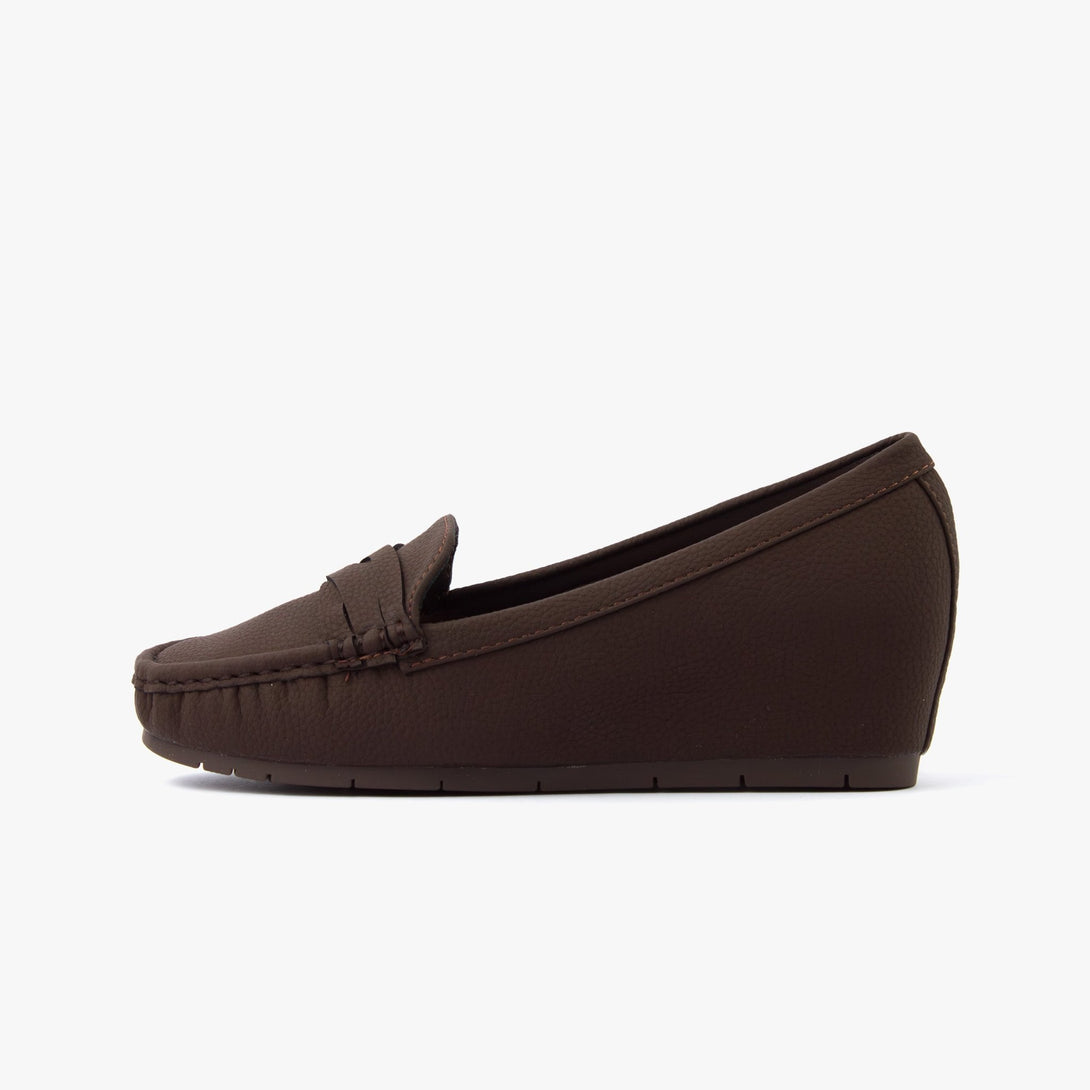 حذاء لوفر بكعب ويدج نسائي