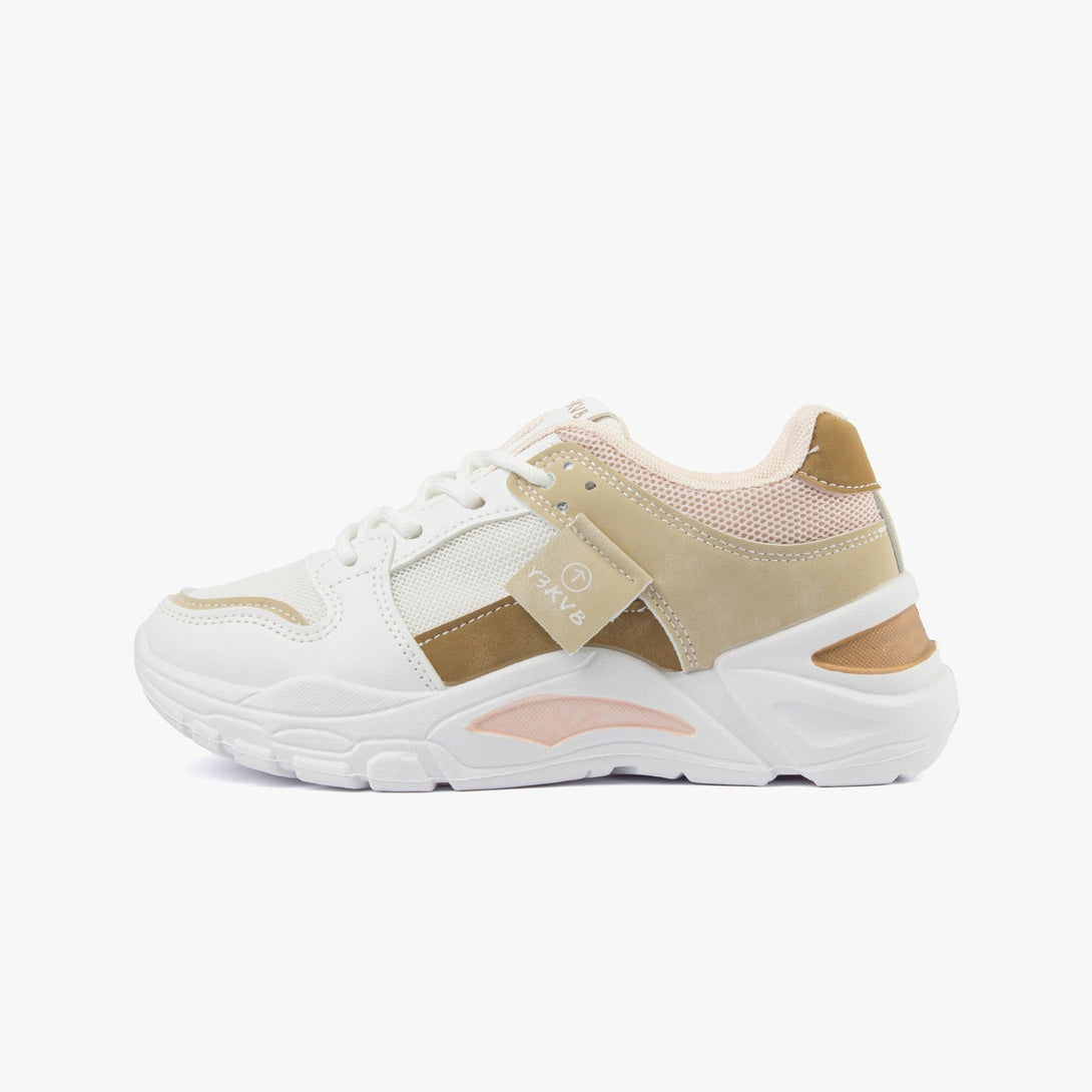 سنيكرز نسائي