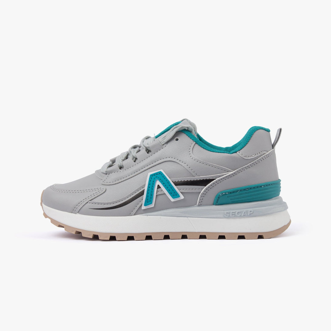 سنيكرز نسائي