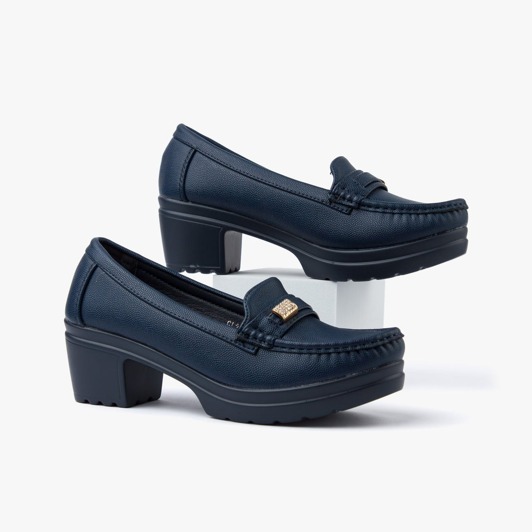 حذاء لوفر بكعب نسائي