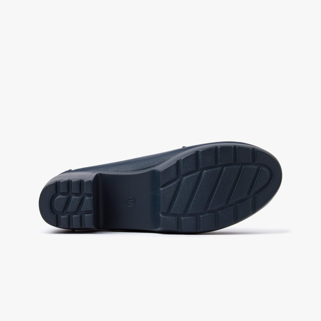 حذاء لوفر بكعب نسائي