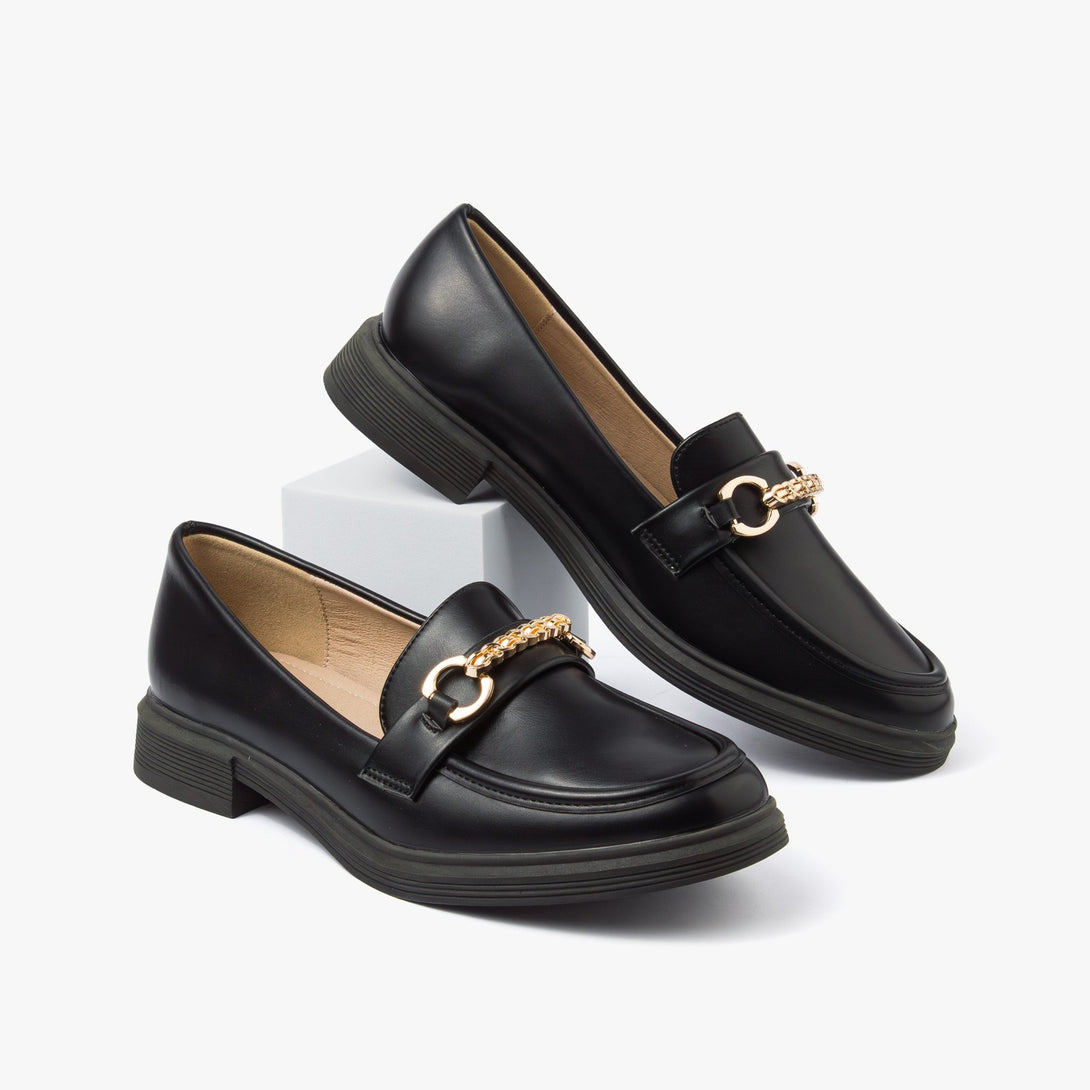 حذاء لوفر كلاسيكي نسائي