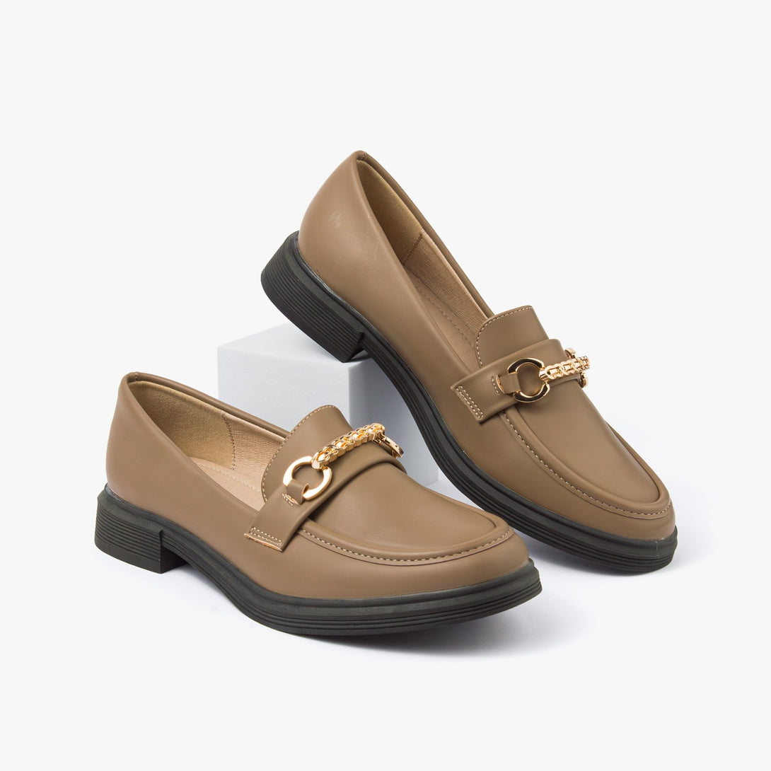 حذاء لوفر كلاسيكي نسائي