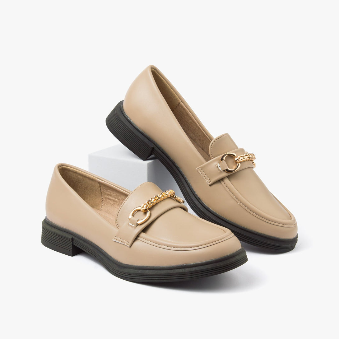 حذاء لوفر كلاسيكي نسائي