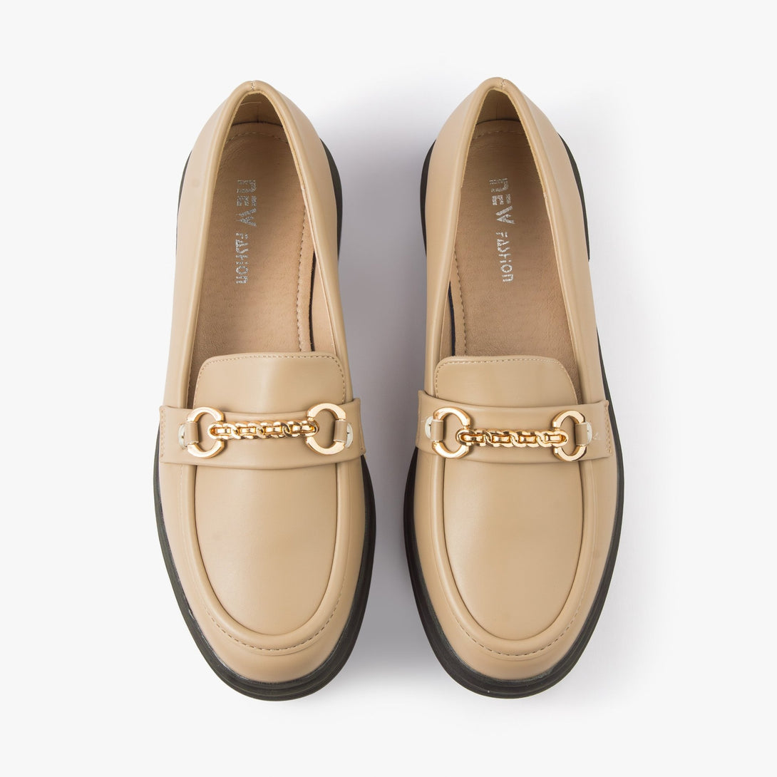 حذاء لوفر كلاسيكي نسائي