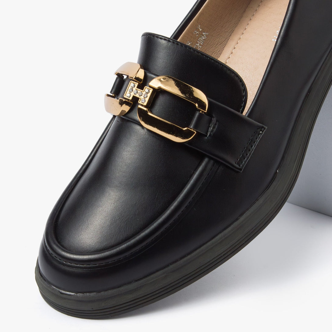 حذاء لوفر كلاسيكي نسائي