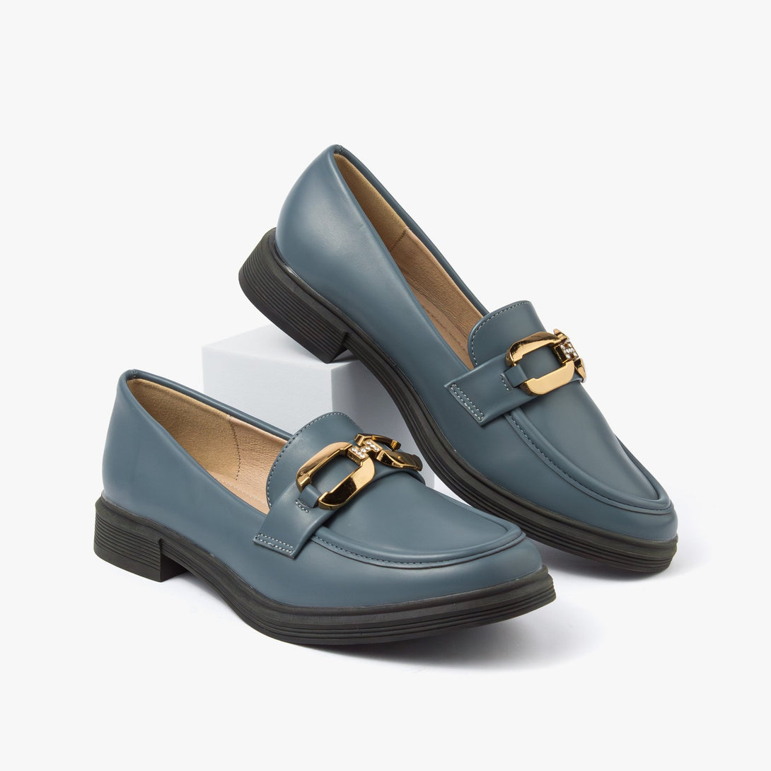 حذاء لوفر كلاسيكي نسائي