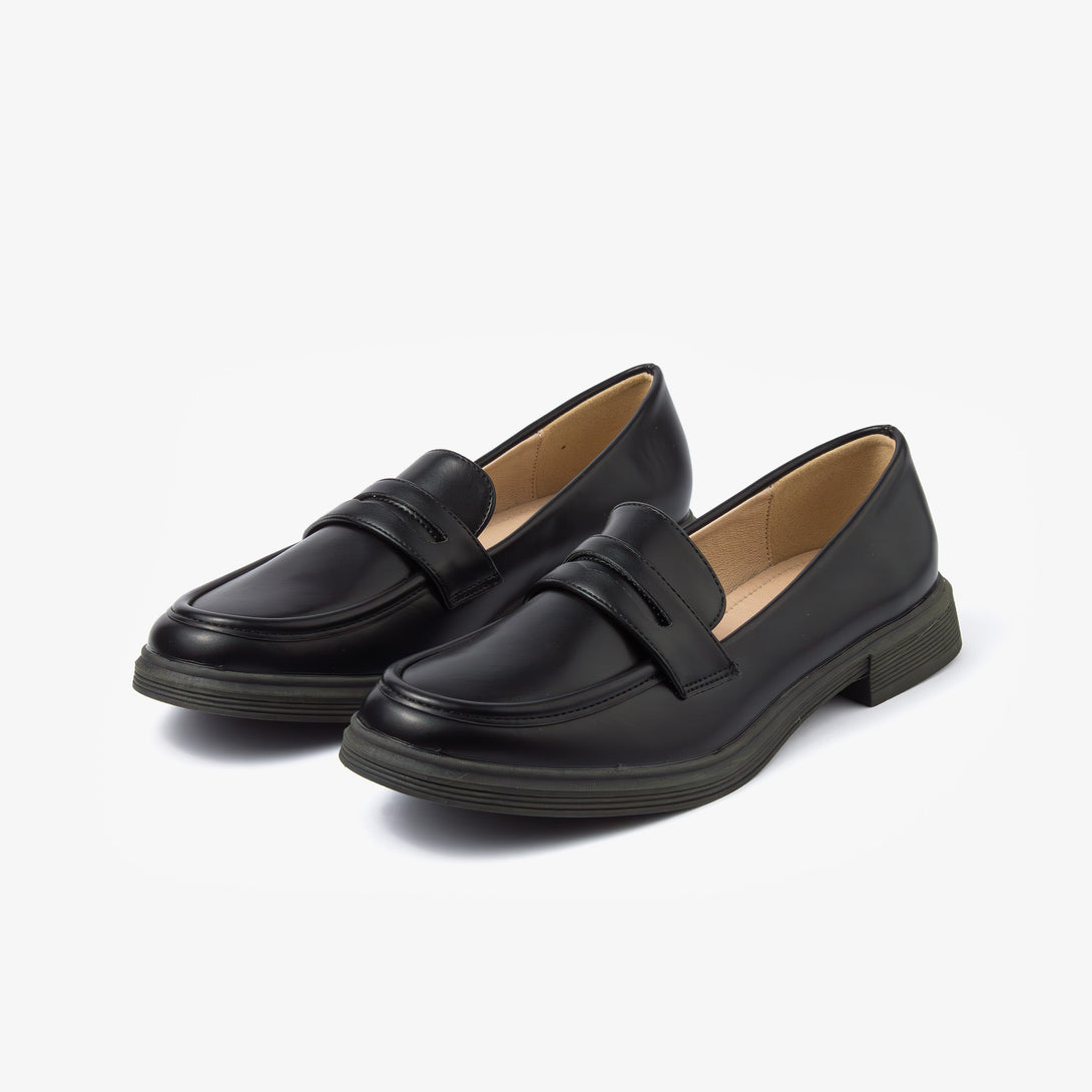 حذاء لوفر كلاسيكي نسائي