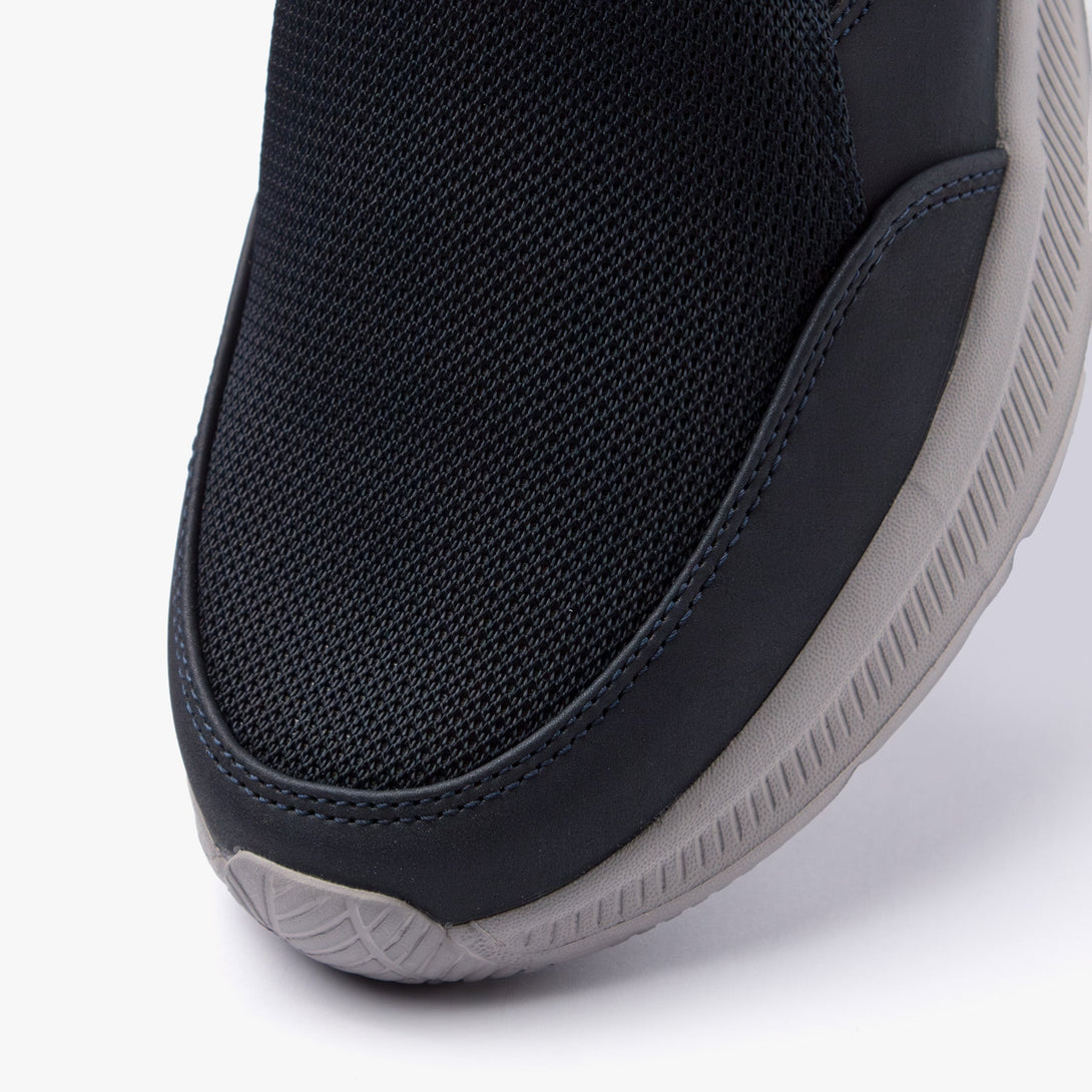 حذاء رياضي رجالي