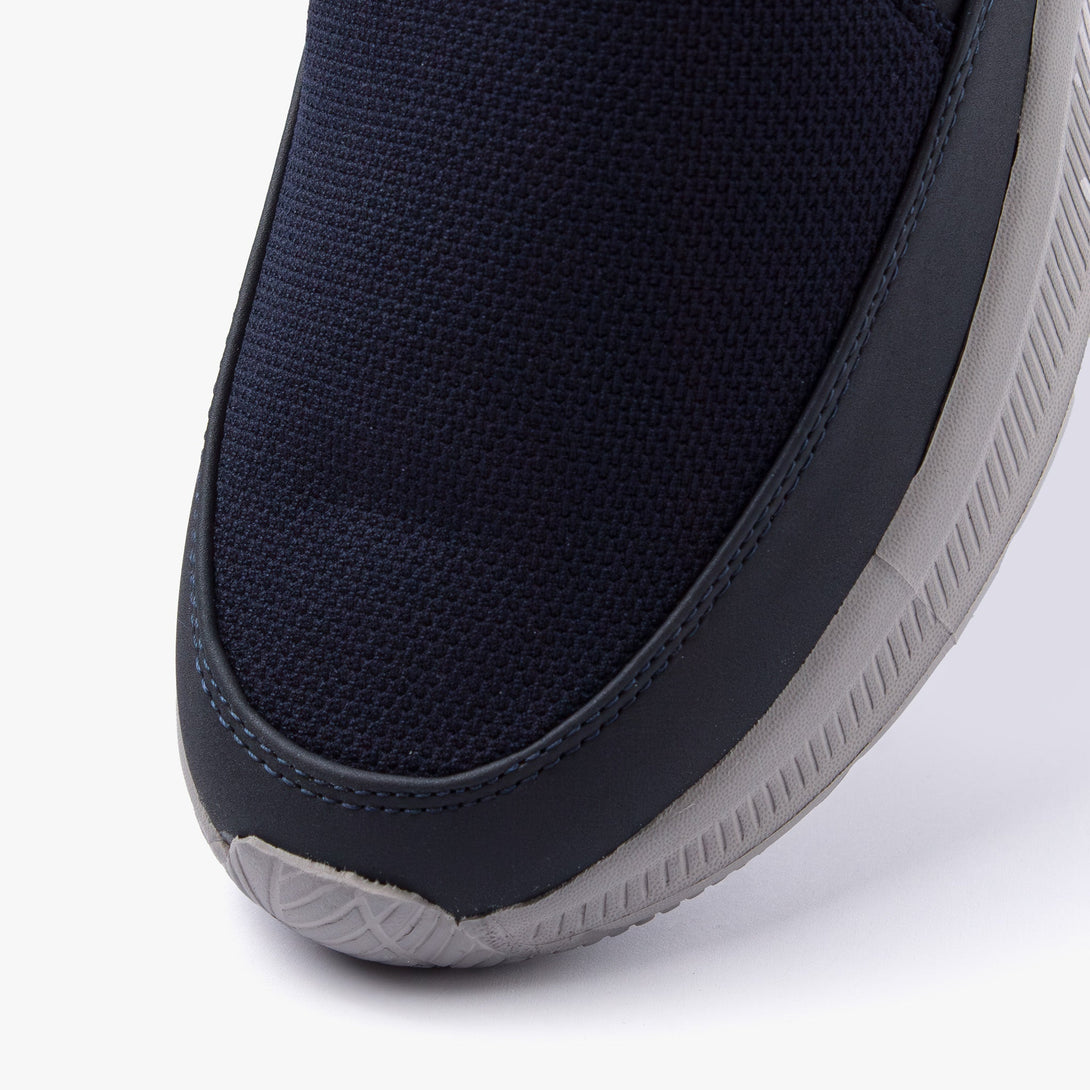 حذاء رياضي رجالي