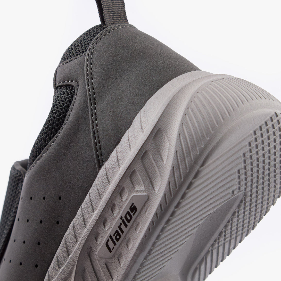 حذاء رياضي رجالي