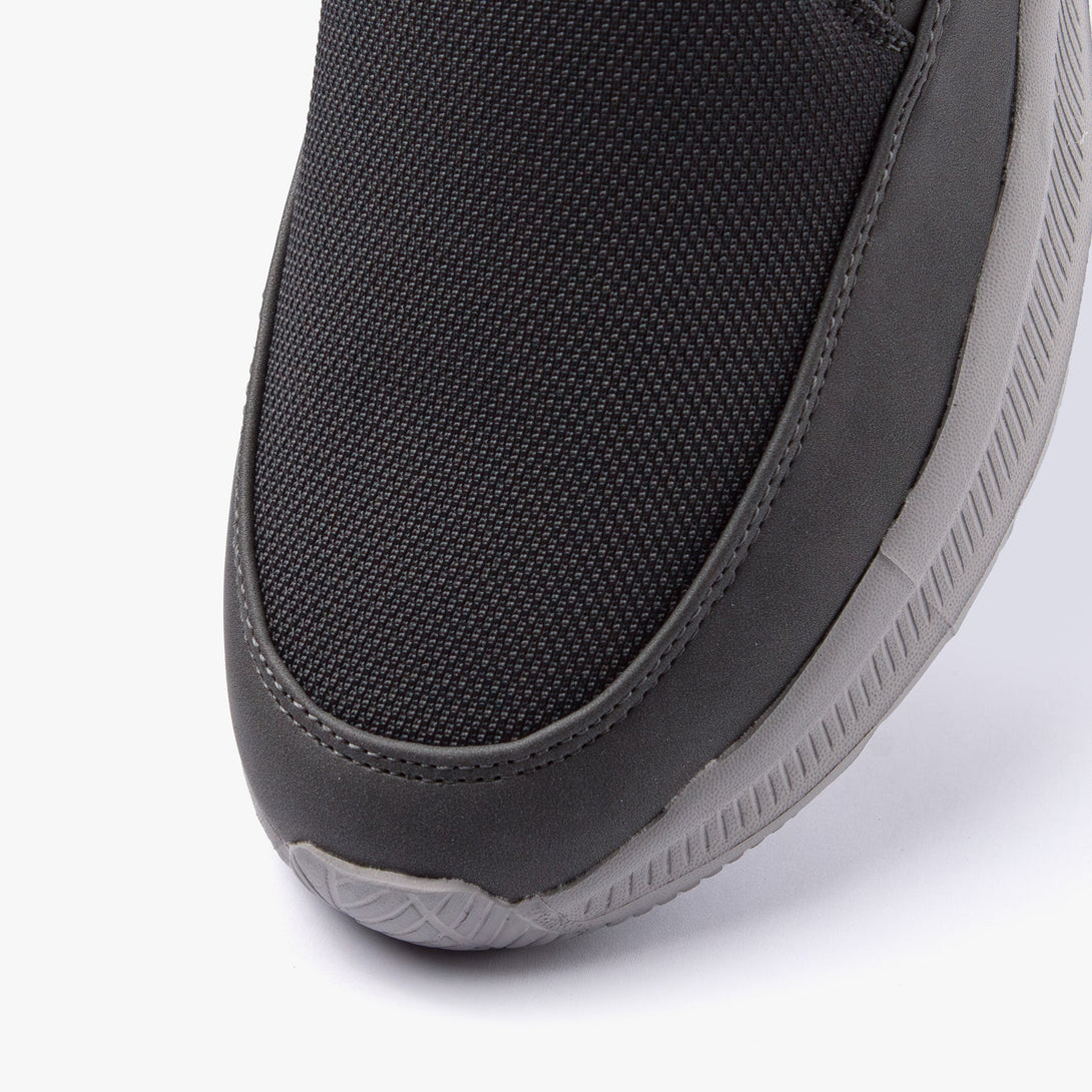 حذاء رياضي رجالي