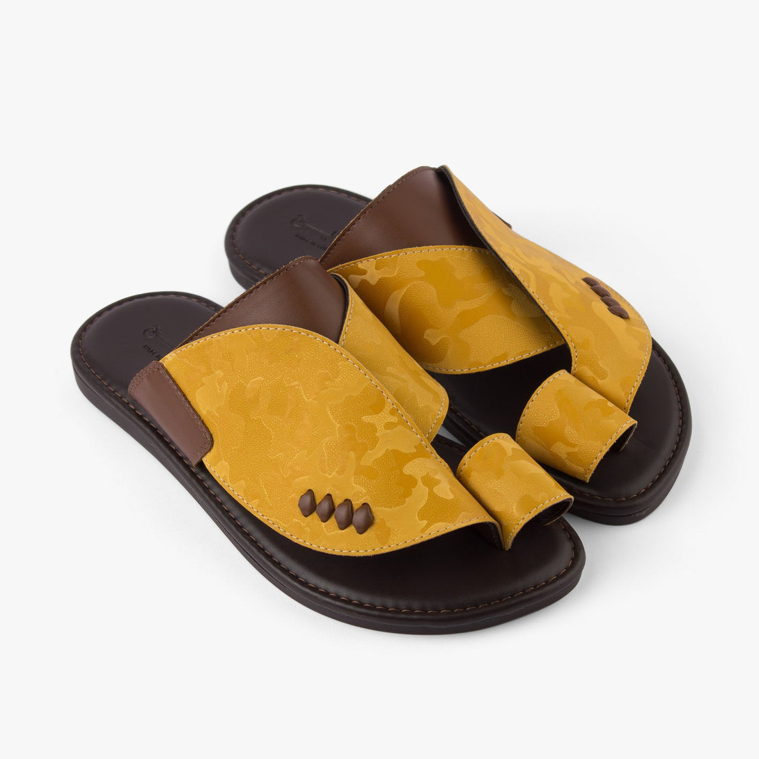 كلاريوس | حذاء شرقي - أصفر/بني من المريح 5